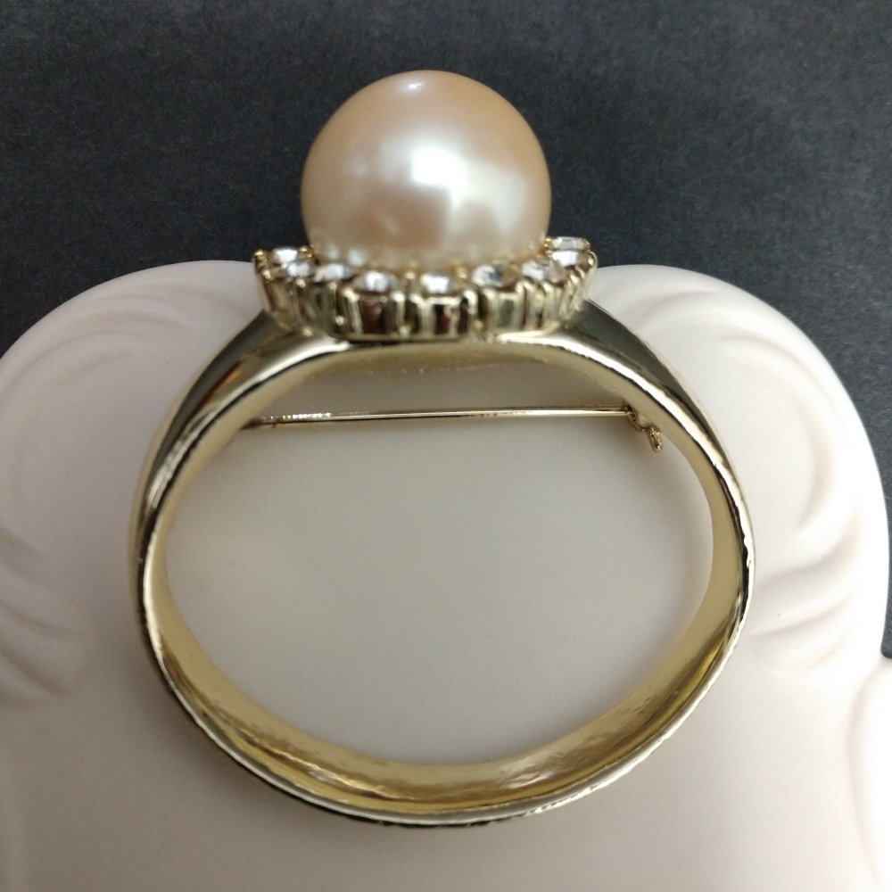 💍 Large Pearl & Rhinestones Ring Pin Brooch 2,25"